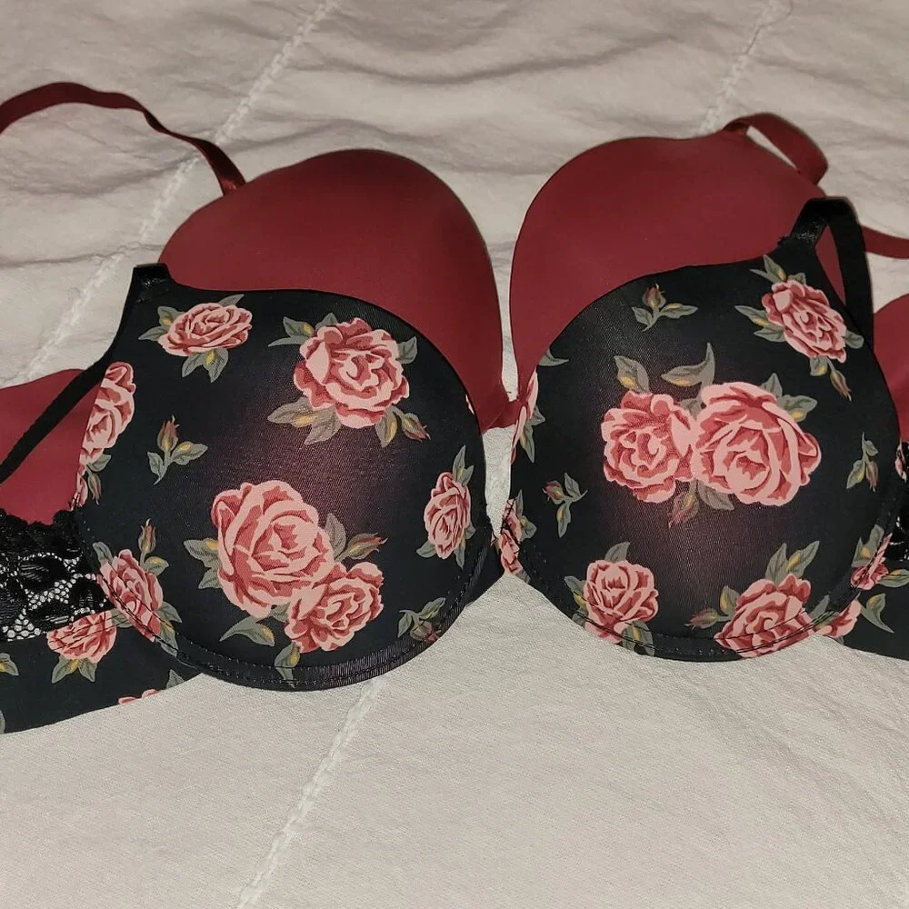 Bras - Picture 1 of 2